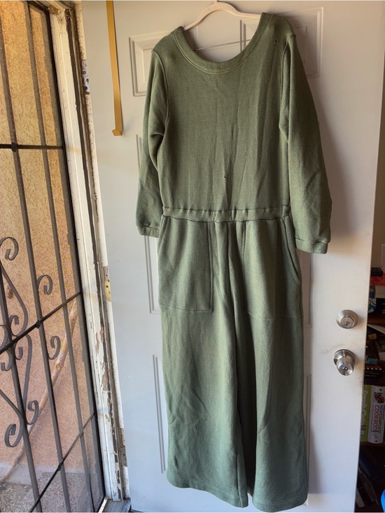 FP Beach Pants - FP Beach Free People green jumpsuit size S *FLAWS*
